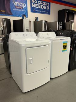 Frigidaire 4.1 Cubic Feet Washer And 7 Cubic Feet Gas Dryer Set