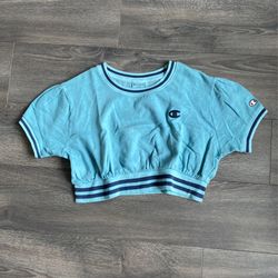 Champion/Urban outfitters Collab Crop Top