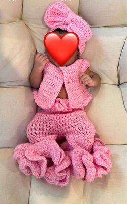 Newborn Crochet Outfit