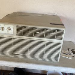 Air Conditioning Living Room
