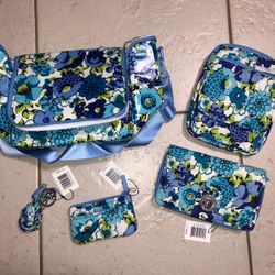 Vera Bradleys lunchbox, hipster purse, Turn Lock wallet, mini Zip wallet, lanyard set all brand new with tags still on it