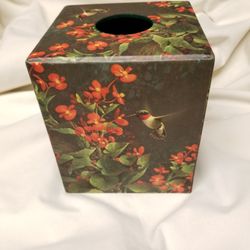 Tissue Box Holder With Hummingbird Theme