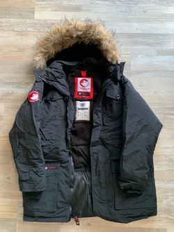 Men’s Canada Weather Gear Heavyweight Winter Coat - Size LARGE