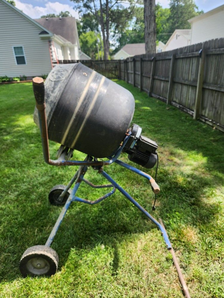 Kobalt Cement Mixer