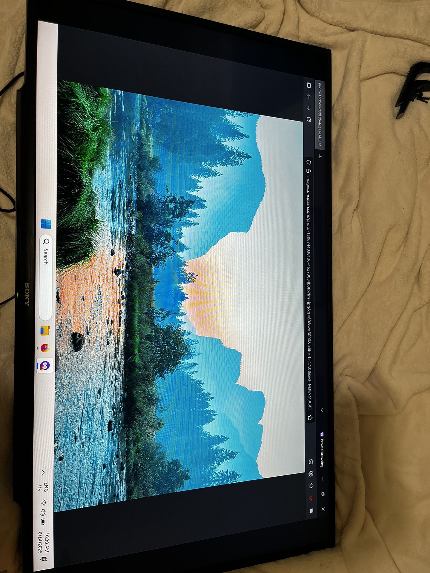 48-inch TV - Sony KDL-48W650D