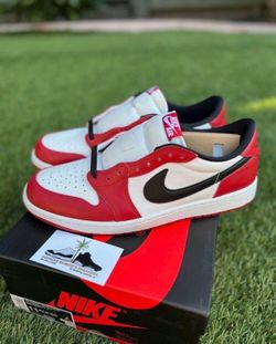 Nike Air Jordan 1 Low OG Size 9.5 10.5 11