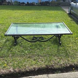 Free Table