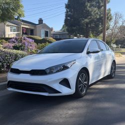 2023 KIA Forte