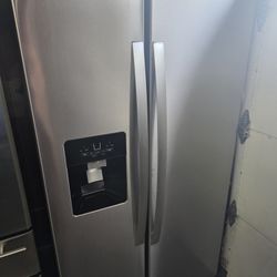Whirpool Refrigerator W36H69D31 $450 FIRM