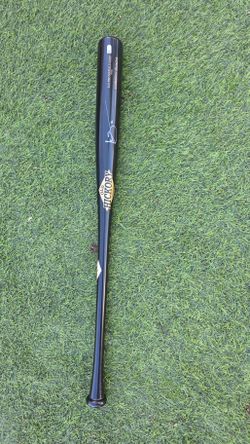 Old Hickory Bat