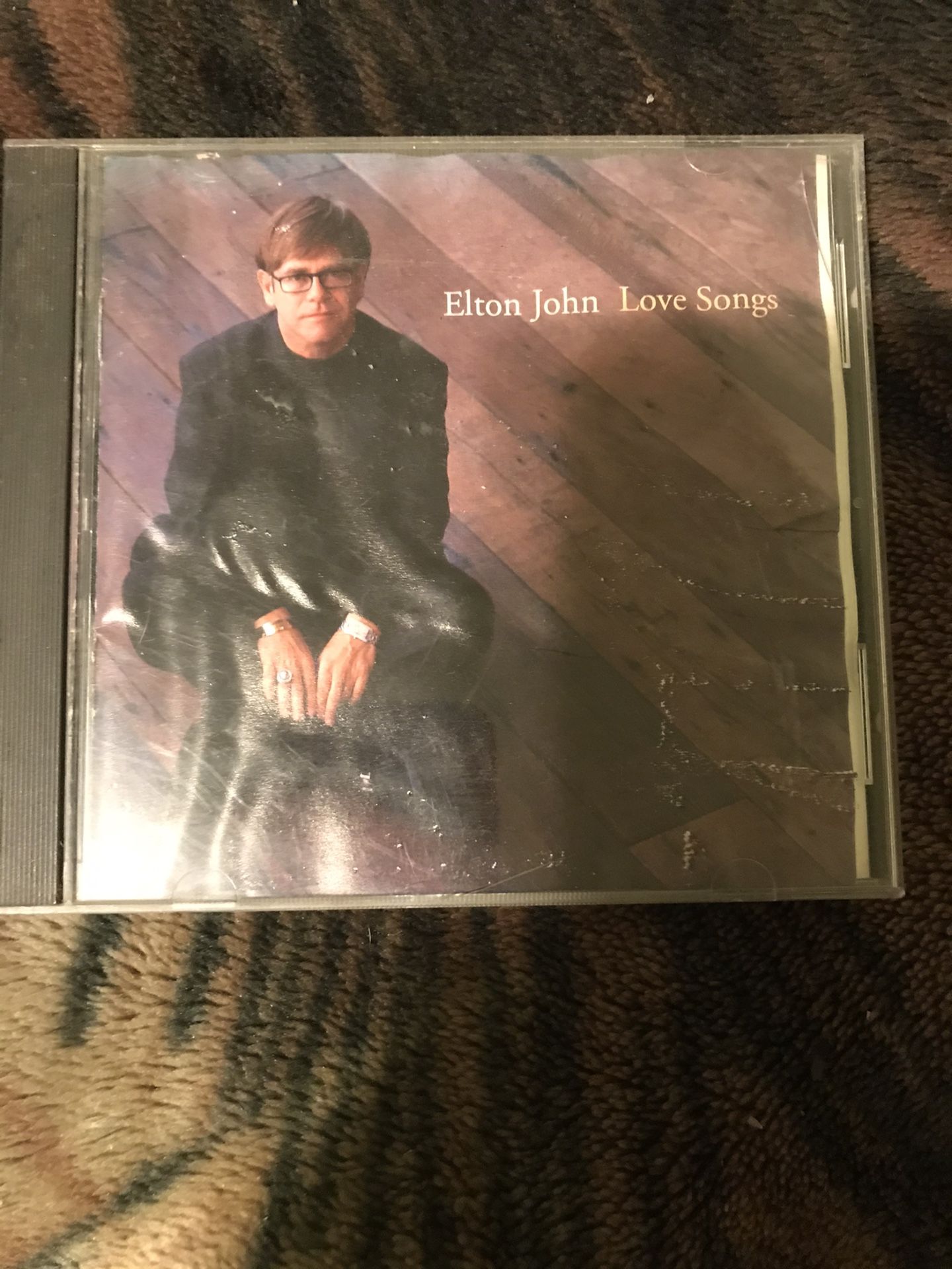 !! "Elton John Love Songs" CD