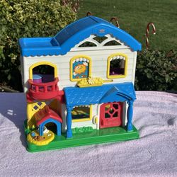 2006 Fisher-Price Little People Busy Day Doll House Play Set