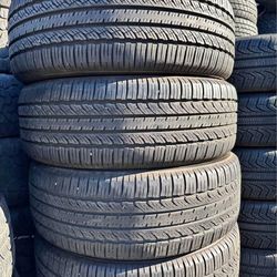 225/65r17 Toyo Tires Con 80% De Vida Las 4