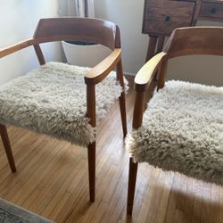 Mid-Century Modern Solid Wood Accent Chairs with Shearling Seats – Pair