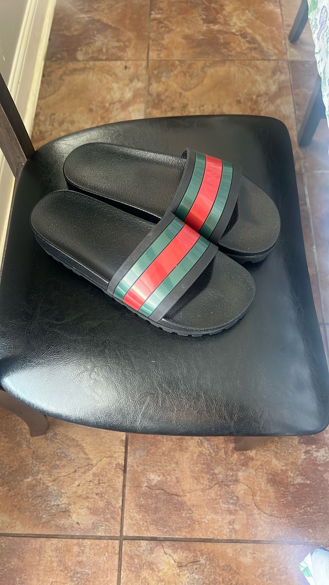 Sandals GUCCI