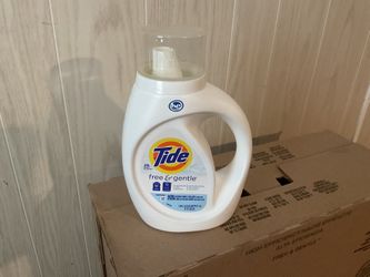 Tide Free & Gentle Liquid Laundry Detergent