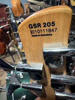 5 string Ibanez Bass