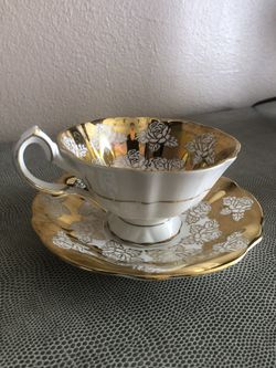 Queen Anne Bone China England tea cup and saucer