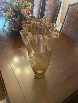 Tall Ruffled Rim Vase