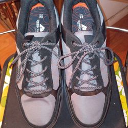 Ozark Trail-black&gray low top lace up shoes