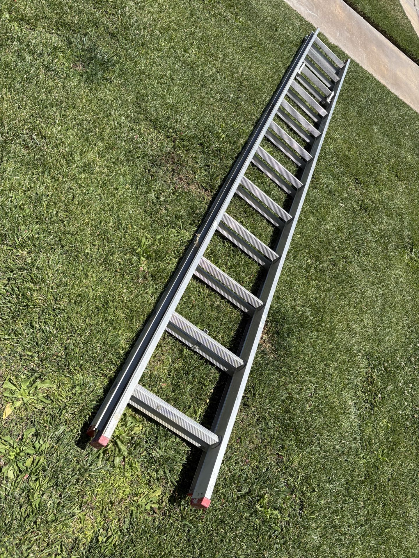 Werner Aluminum Ladder 24” ( Hesperia Ca )