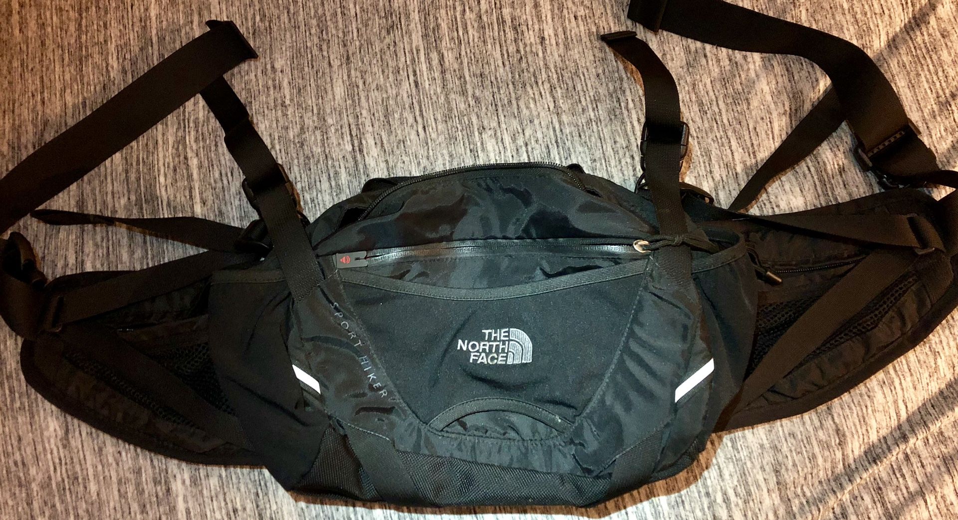 The North Face Sport Hiker bag, Walking Lumbar Pack /Bum Bag/ Waist Pack NEW