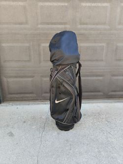 Nike Black Golf Bag