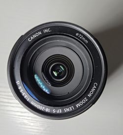 Canon EF-S 18-200mm f/3.5-5.6 IS Lens