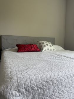 King Size Guest Bed – Frame + Memory Foam Mattresses (Like New)