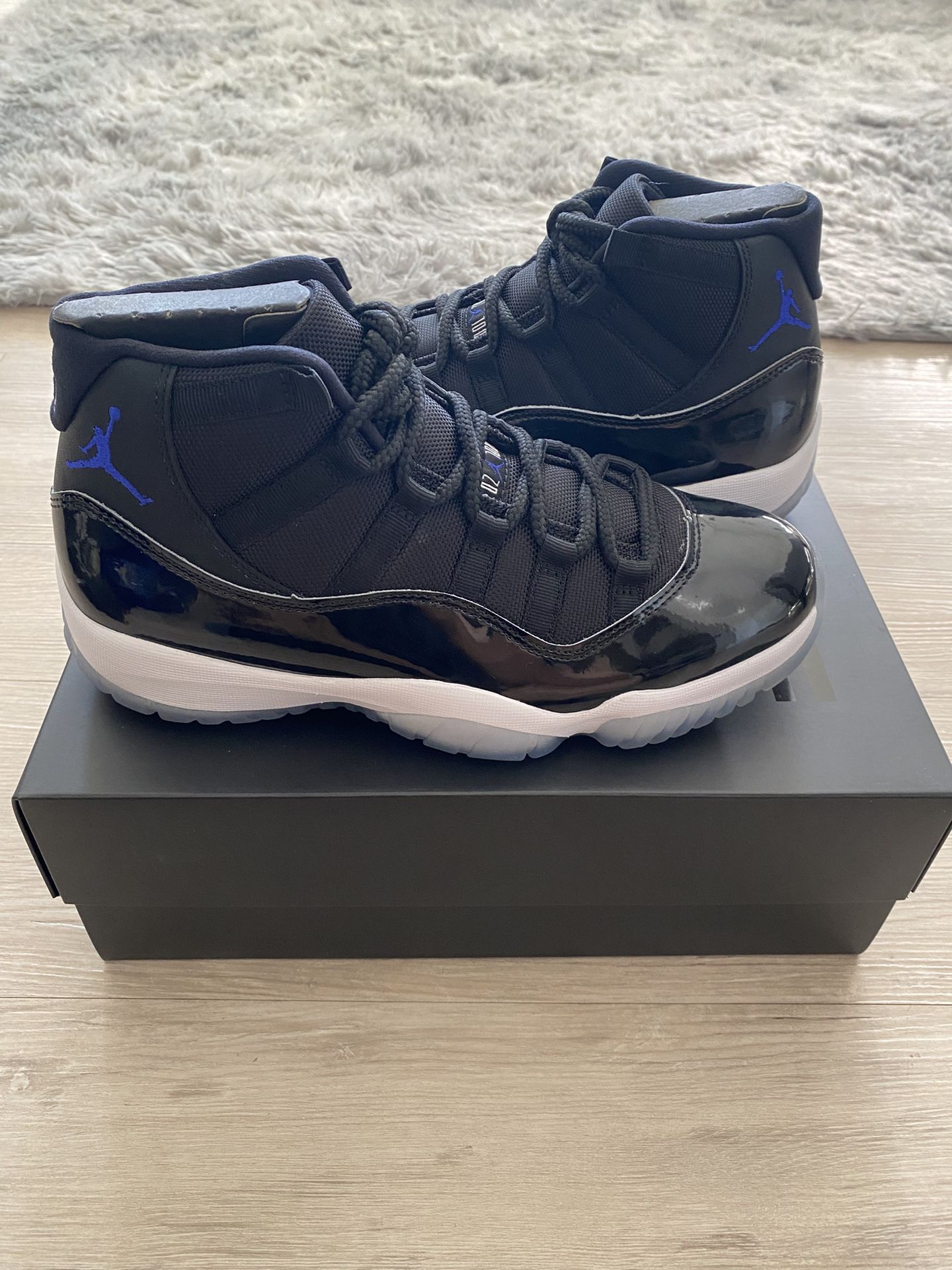 Jordan 11 Space Jams