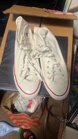 Men’s Converse Shoes Size 9
