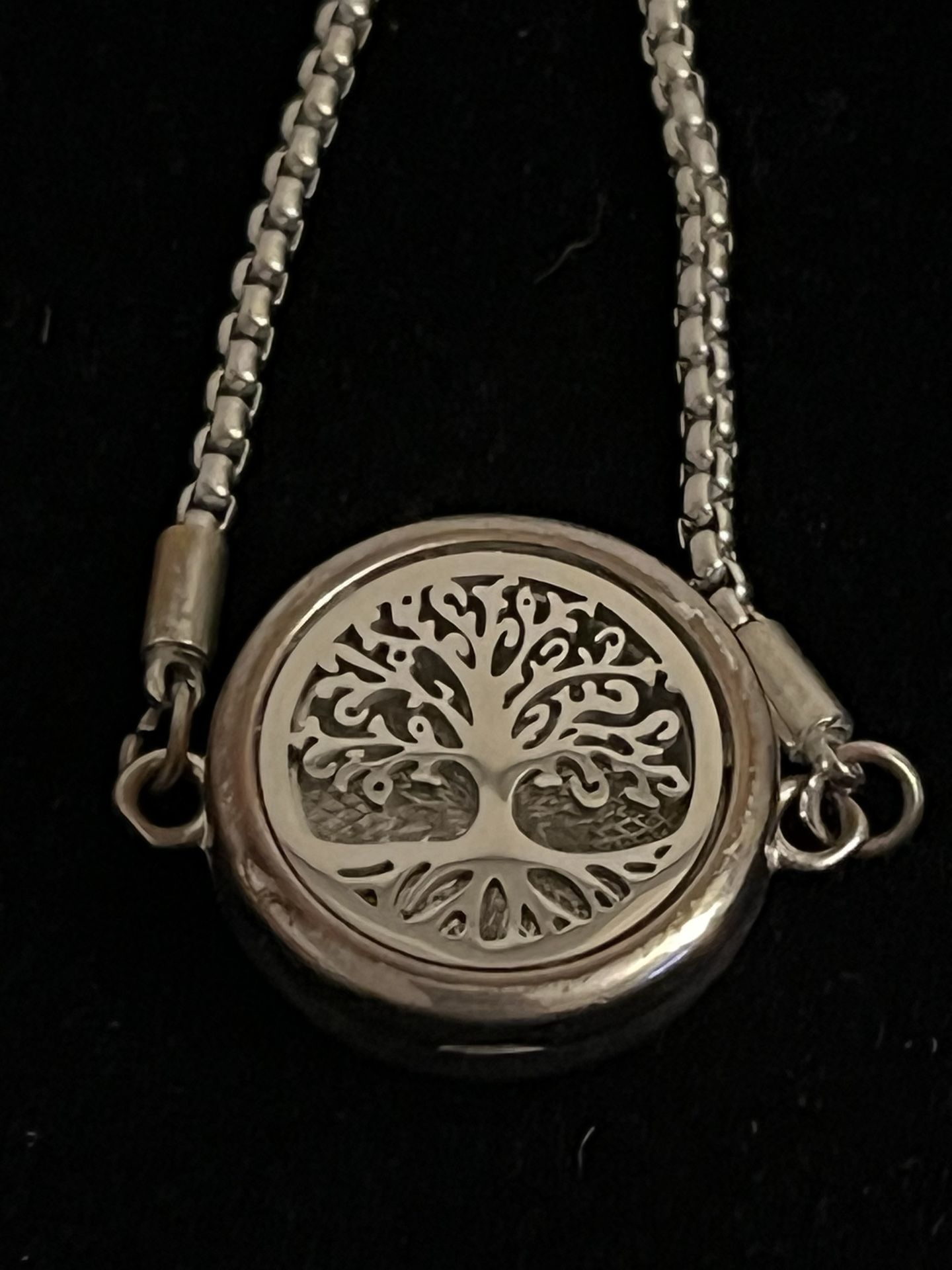 Tree of life locket bracelet pre-owned