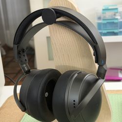 Audeze Maxwell Headphone.  Like New