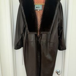 Vintage Milson’s Paris Brown Leather Overcoat Women’s Small