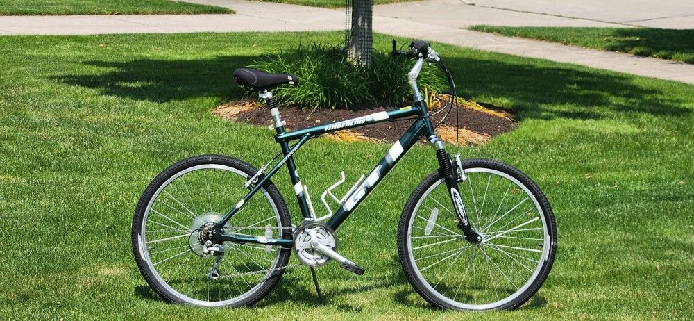 GT TIMBERLINE - ALL TERRAIN BIKE - LARGE FRAME - COMPLETELY SERVICED