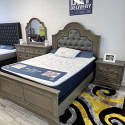 Summer clearance sale. Frisco solid wood bedroom set only $899. Easy finance option. Same day delivery.