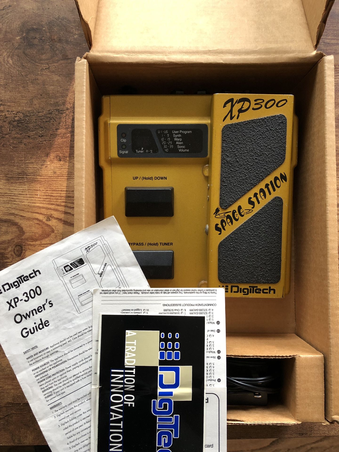 RARE Digitech Space Station XP300 Vintage Guitar Multi Effects Pedal - In Box