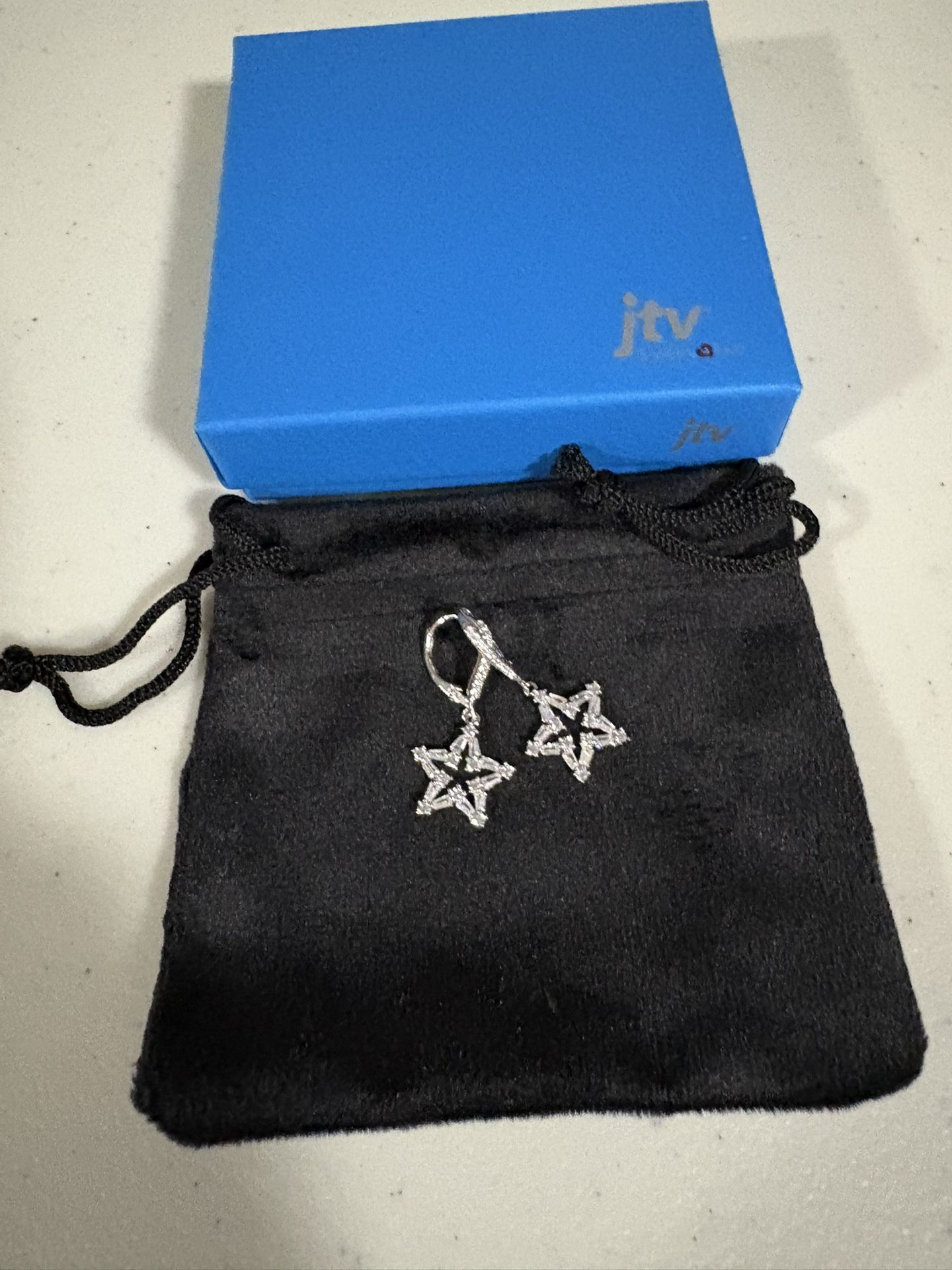 BELLA LUCE RHODIUM OVER STERLING SILVER STAR EARRINGS NEW IN BOX