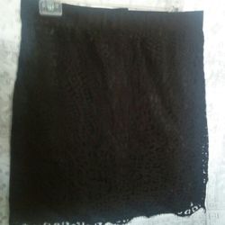 Joe Fresh Black Skirt Size 2  Lace