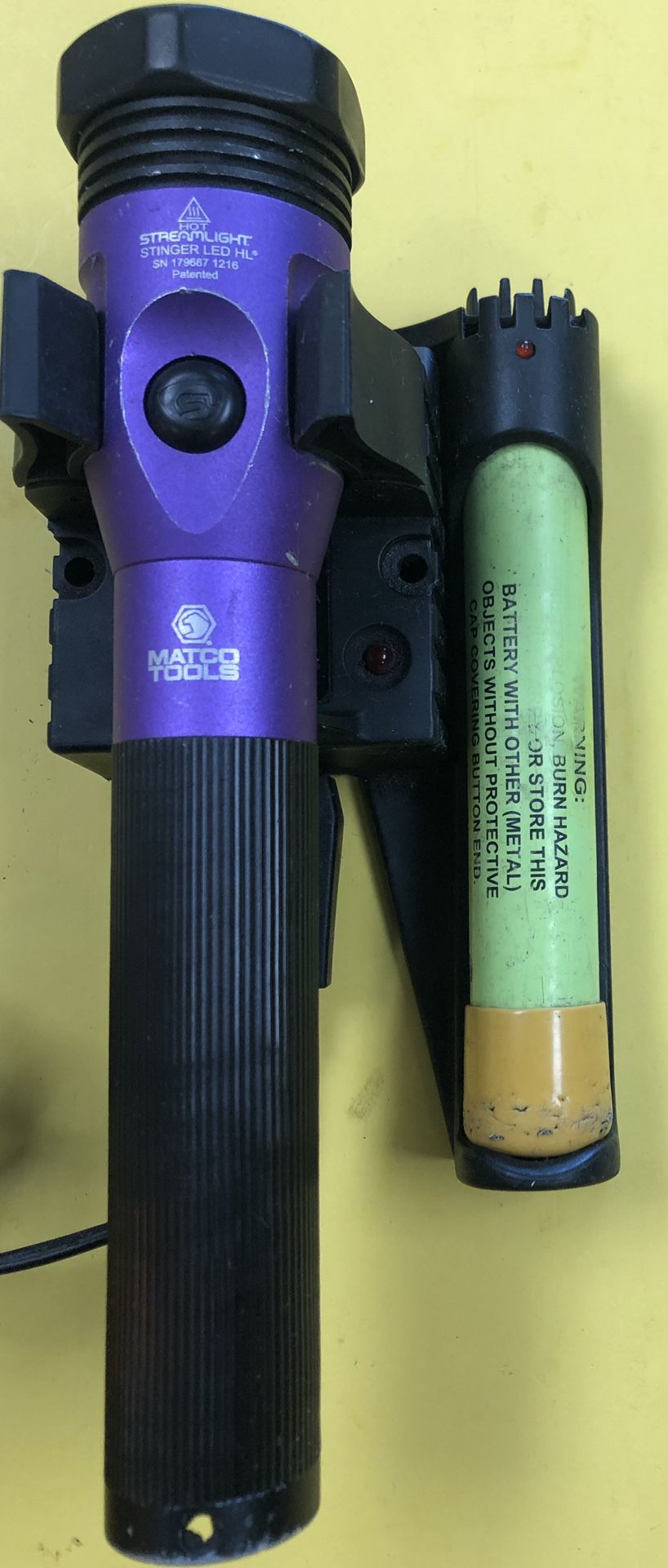 Matco TOOLS Streamlight 75616 Stinger DS LED Rechargeable Flashlight W Piggyback Charger