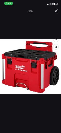 Milwaukee PACKOUT Rolling Tool Box