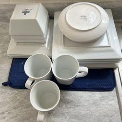 Threshold Porcelain China Set