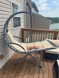 Outdoor patio hammock