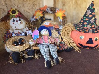 Scarecrow Decor Halloween