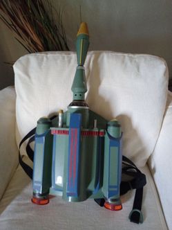 Disney Boba Fett Jetpack with Launching Missile sounds and lights works. For kids or teens