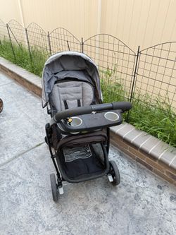 Stroller 