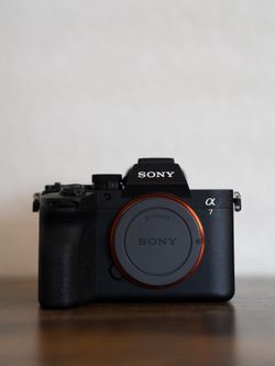 Sony A7V