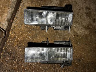 Headlights/ 1999 Chevy