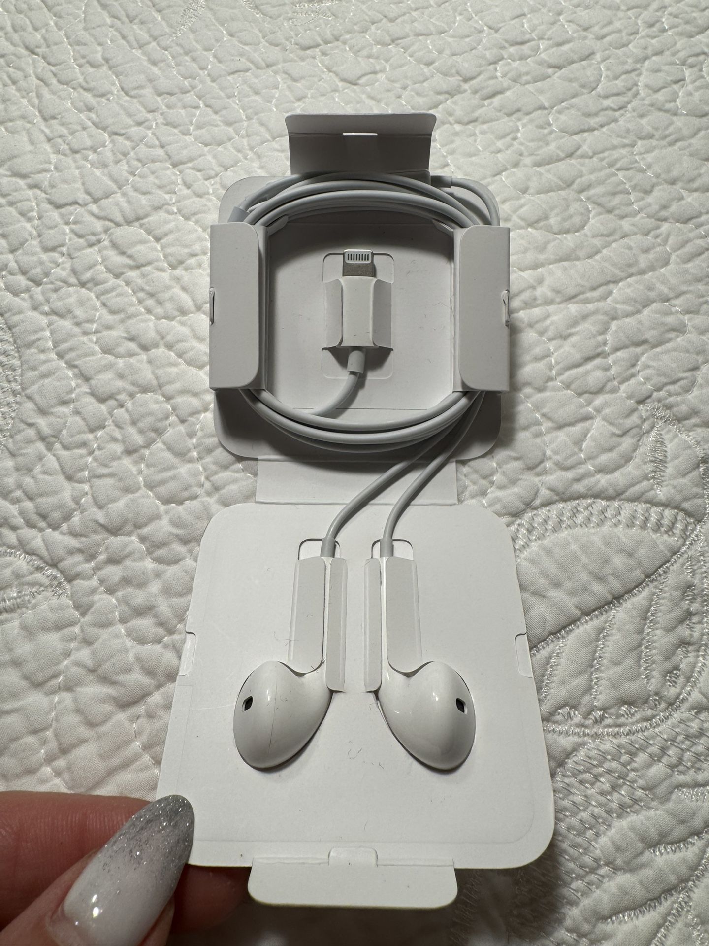 Apple Headphones 