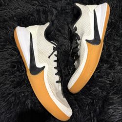 Kobe Nike Mamba Focus 'White Gum'